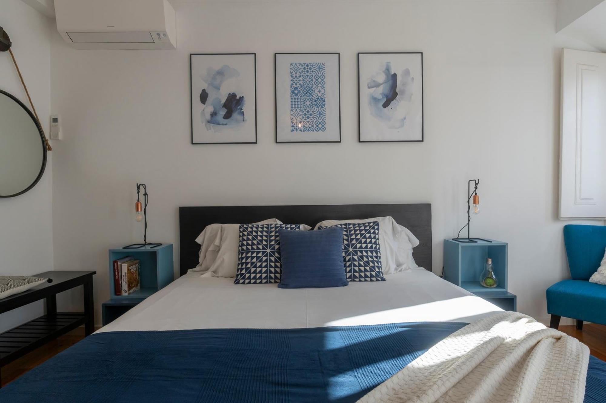 Superb Apartments Overlooking Graca In Lisboa Szoba fotó